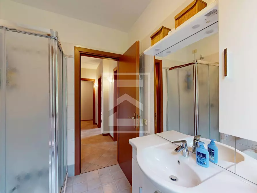 Immagine 35 di Appartamento in vendita  in Via Aldo Moro a Soiano Del Lago