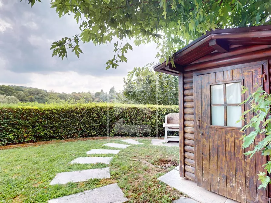 Immagine 43 di Appartamento in vendita  in Via Aldo Moro a Soiano Del Lago