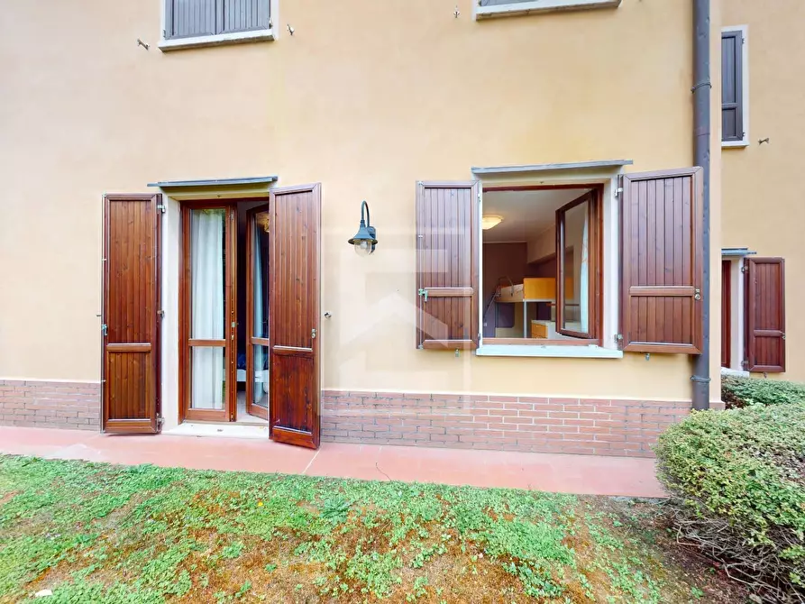 Immagine 46 di Appartamento in vendita  in Via Aldo Moro a Soiano Del Lago