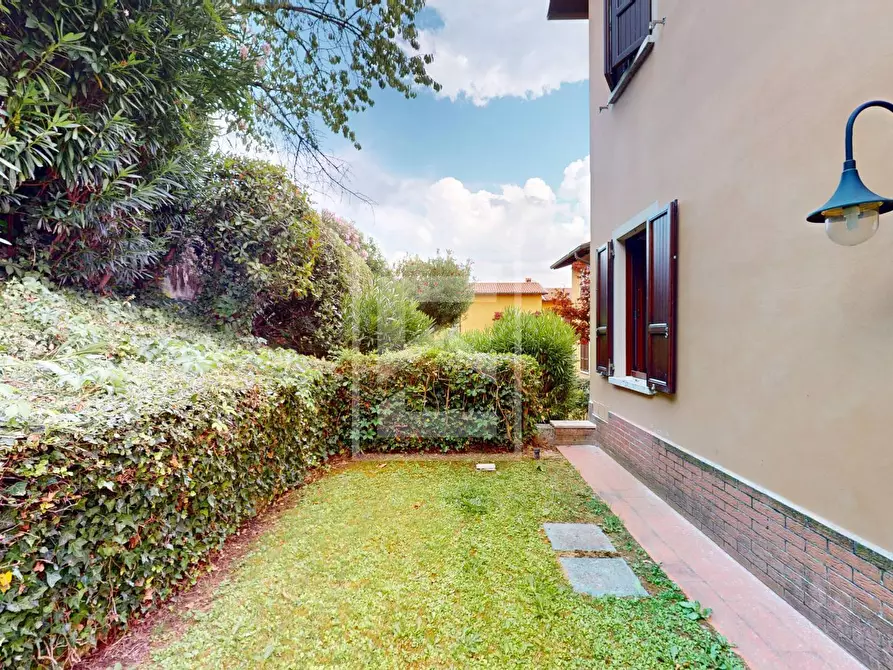 Immagine 50 di Appartamento in vendita  in Via Aldo Moro a Soiano Del Lago