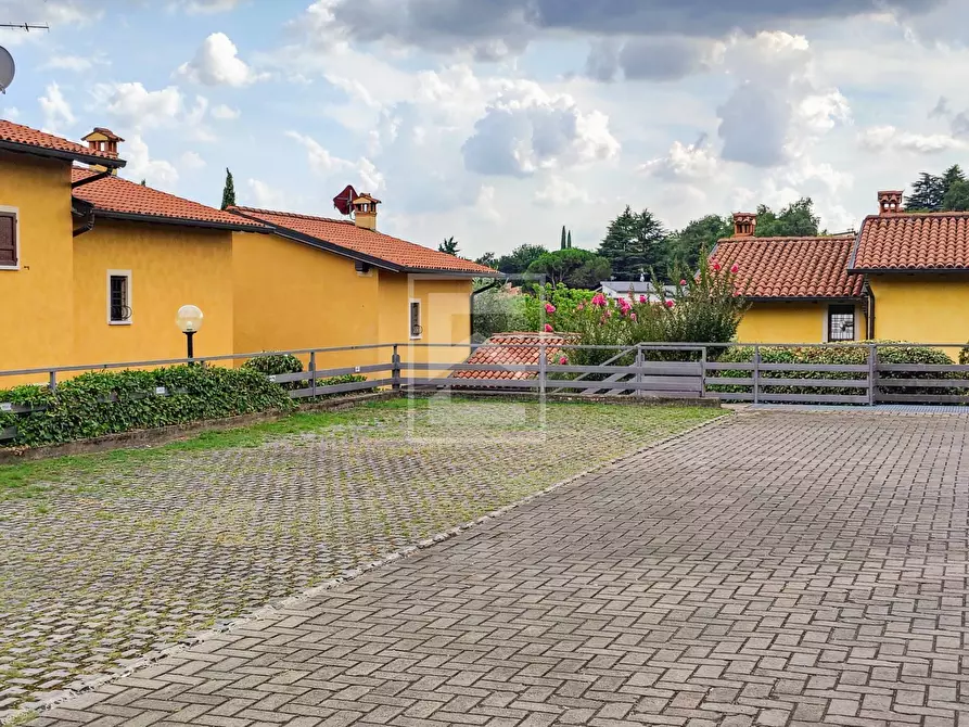 Immagine 54 di Appartamento in vendita  in Via Aldo Moro a Soiano Del Lago