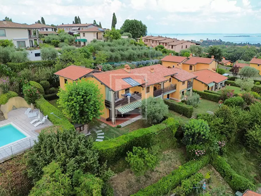 Immagine 55 di Appartamento in vendita  in Via Aldo Moro a Soiano Del Lago