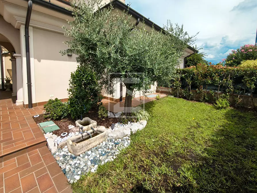 Immagine 2 di Casa semindipendente in vendita  in Via Cesare Abba 54 a Ospitaletto