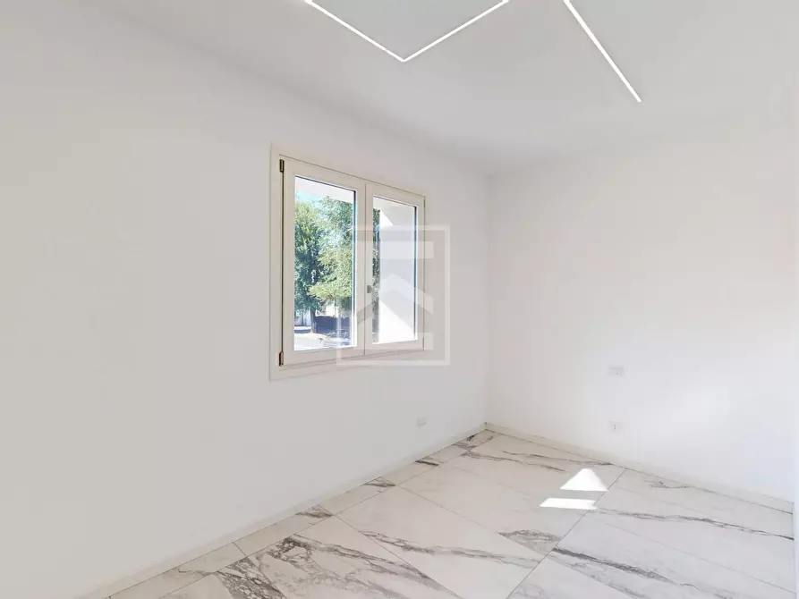 Immagine 25 di Villa in vendita  in via Giuseppina 23 a Cremona