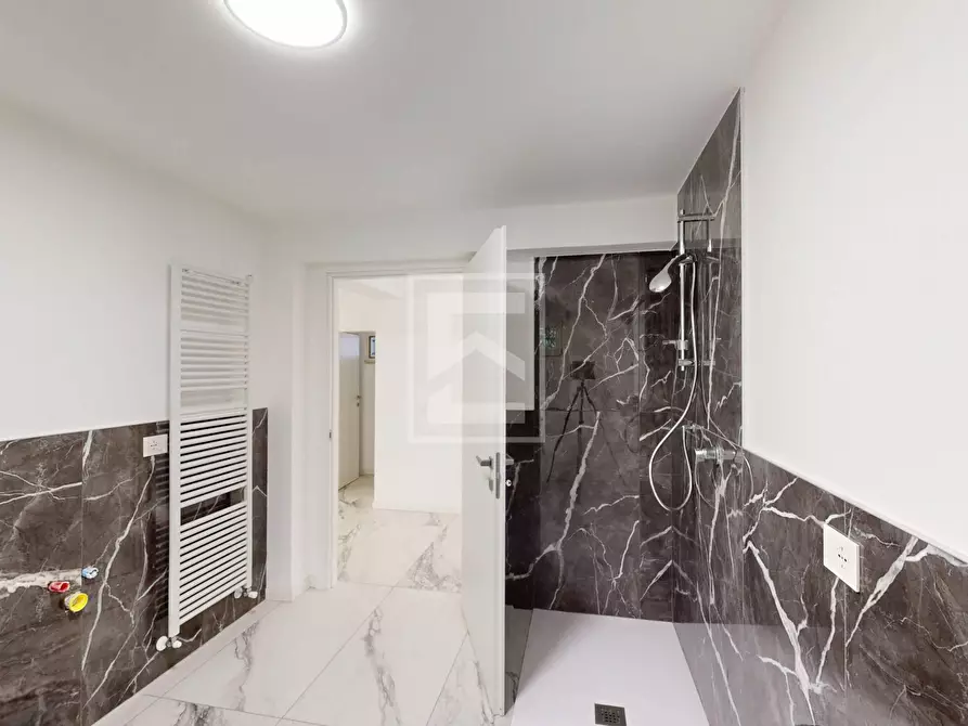 Immagine 53 di Villa in vendita  in via Giuseppina 23 a Cremona