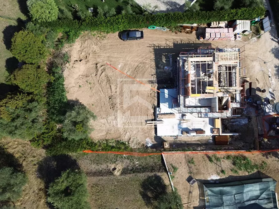 Immagine 7 di Villa in vendita  in via madonna a Moniga Del Garda