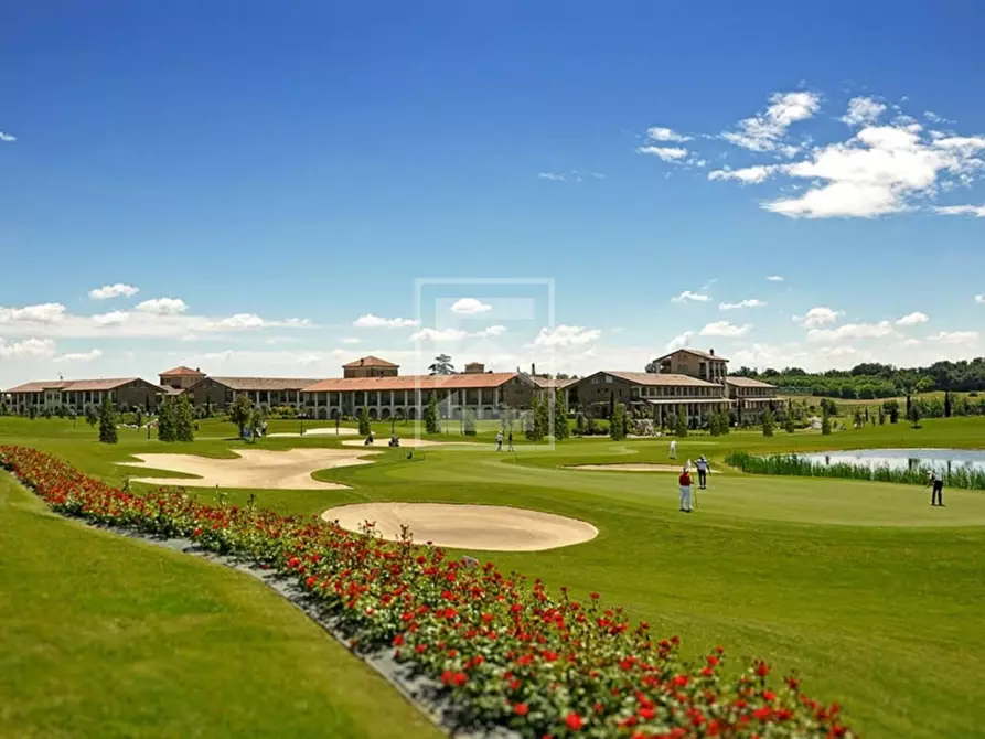 Immagine 9 di Appartamento in vendita  in via castellana a Calvagese Della Riviera