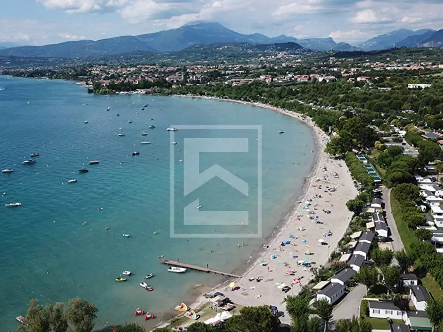 Immagine 6 di Appartamento in vendita  in Via Puccini a Castelnuovo Del Garda