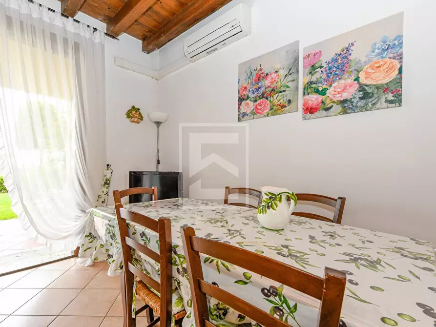 Immagine 4 di Appartamento in vendita  in Località Sermana 1 a Peschiera Del Garda