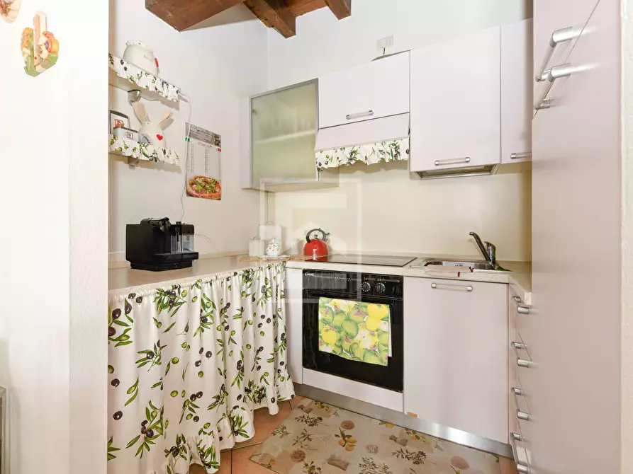 Immagine 6 di Appartamento in vendita  in Località Sermana 1 a Peschiera Del Garda