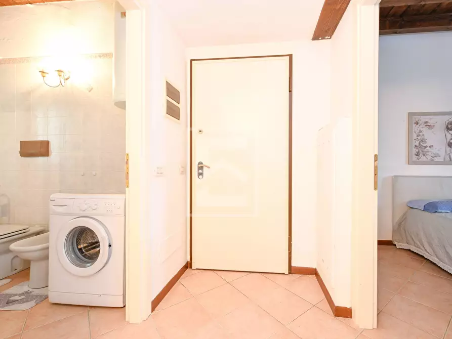 Immagine 16 di Appartamento in vendita  in Località Sermana 1 a Peschiera Del Garda