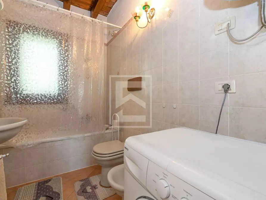 Immagine 17 di Appartamento in vendita  in Località Sermana 1 a Peschiera Del Garda