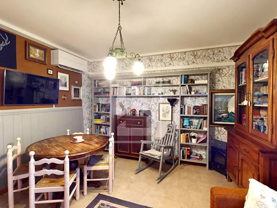 Immagine 4 di Appartamento in vendita  in VIA VIGOLE 61 a Toscolano-Maderno