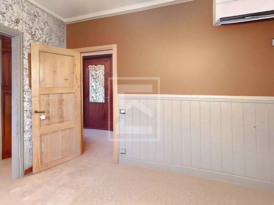 Immagine 8 di Appartamento in vendita  in VIA VIGOLE 61 a Toscolano-Maderno