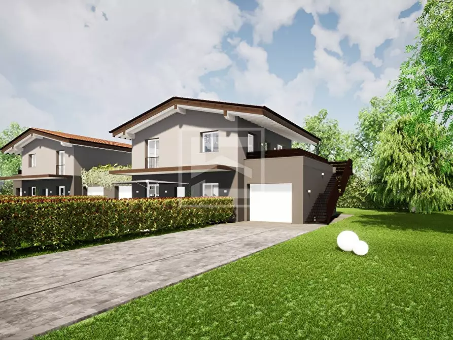 Immagine 10 di Casa semindipendente in vendita  in via Monte Baldo a Desenzano Del Garda
