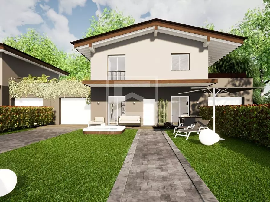 Immagine 7 di Casa semindipendente in vendita  in via Monte Baldo a Desenzano Del Garda