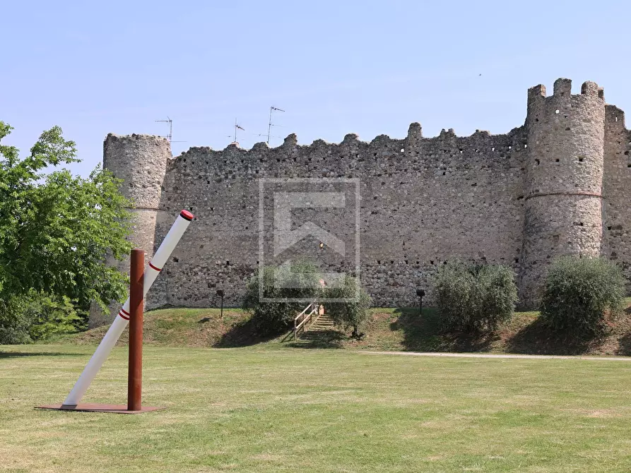 Immagine 17 di Villa in vendita  in via madonna a Moniga Del Garda