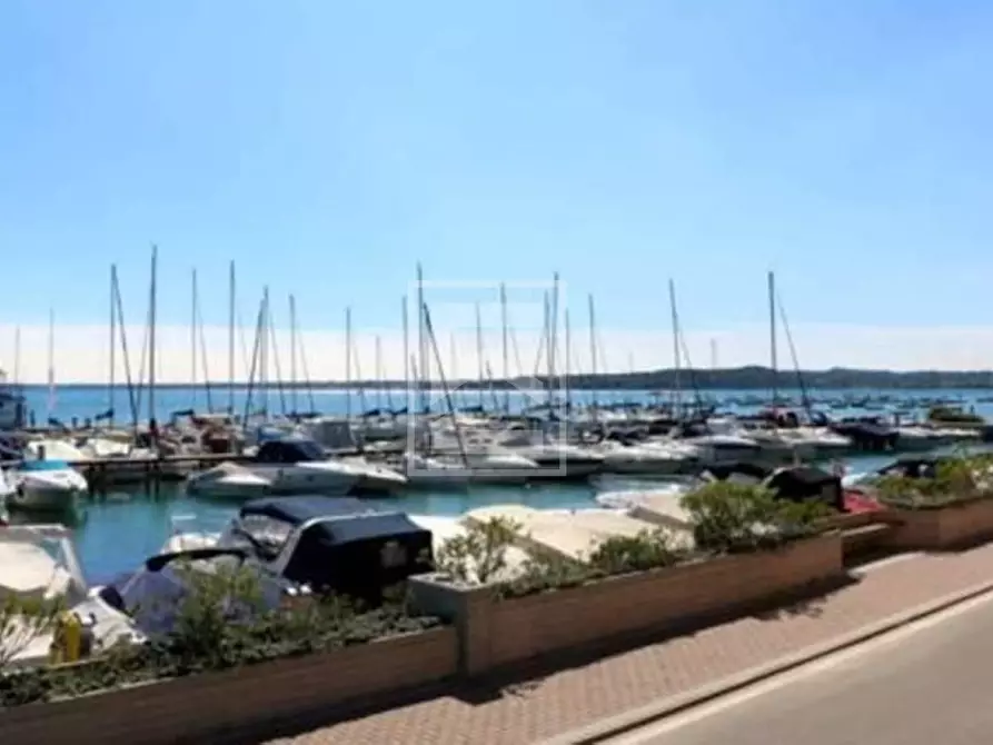 Immagine 18 di Villa in vendita  in via madonna a Moniga Del Garda