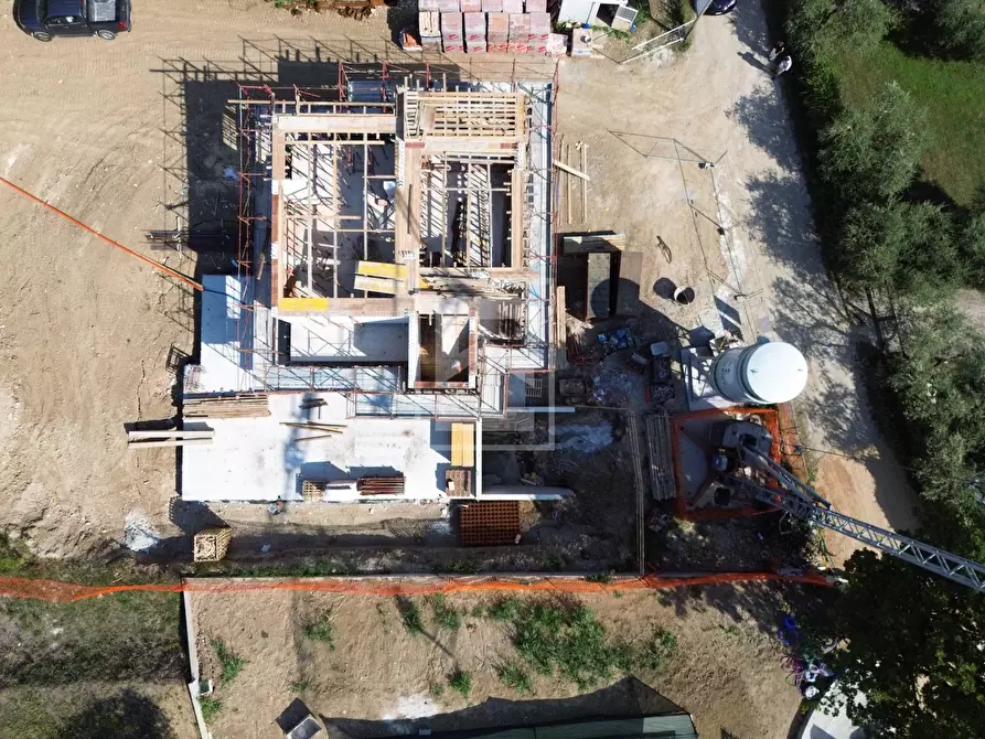 Immagine 4 di Villa in vendita  in via madonna a Moniga Del Garda