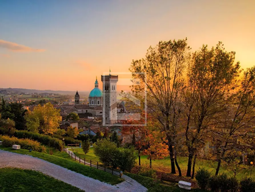 Immagine 10 di Appartamento in vendita  in via roma a Lonato del Garda