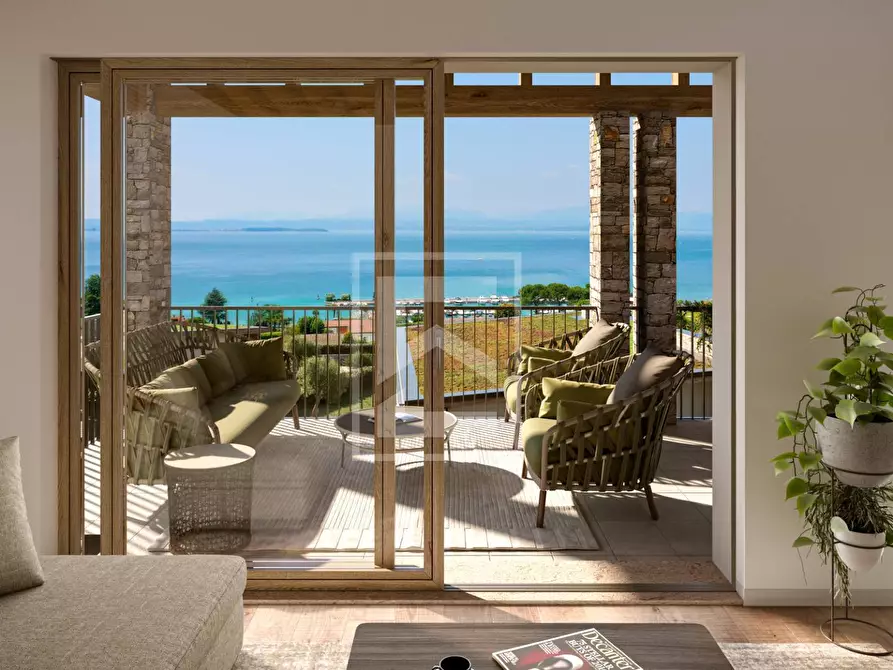 Immagine 5 di Villa in vendita  in Via Lazise a Lazise