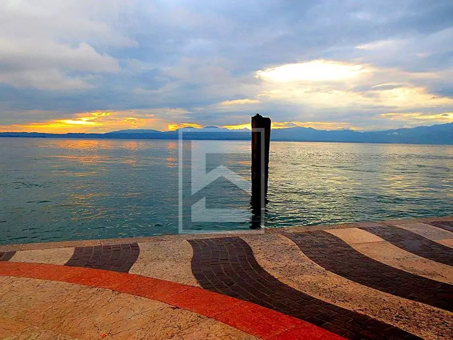 Immagine 22 di Villa in vendita  in Via Lazise a Lazise