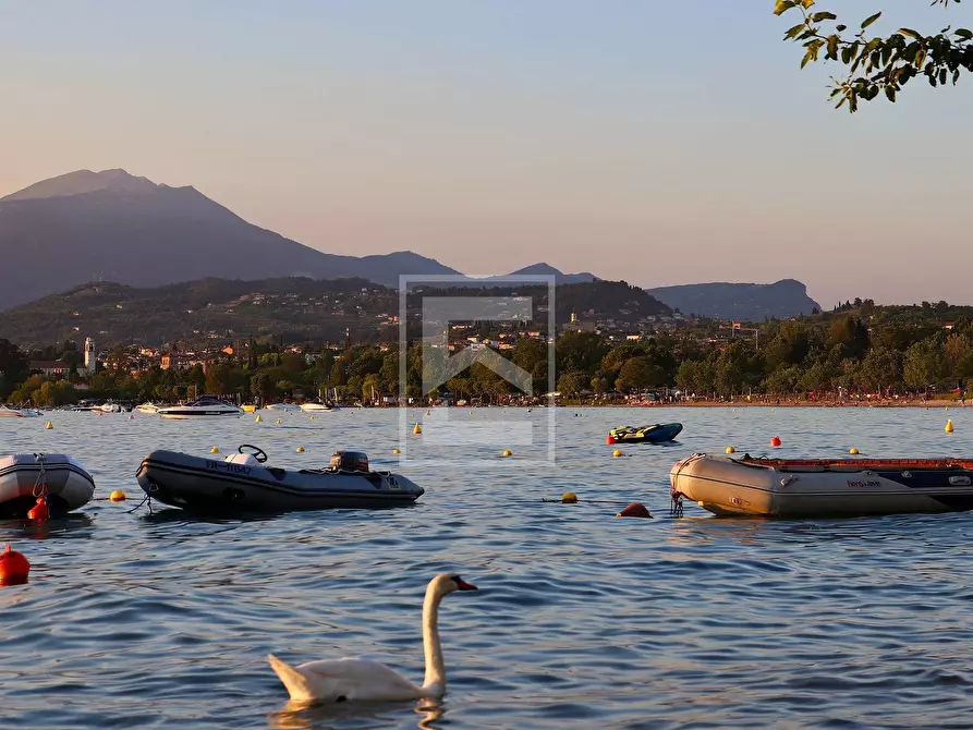 Immagine 18 di Villa in vendita  in Via Lazise a Lazise