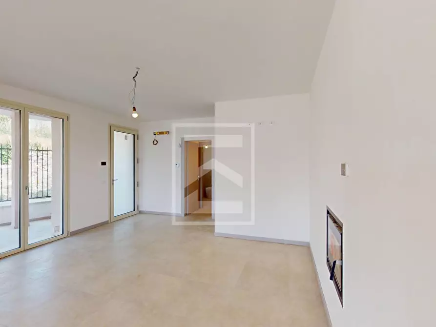 Immagine 5 di Villa in vendita  in Broli a Calcinato