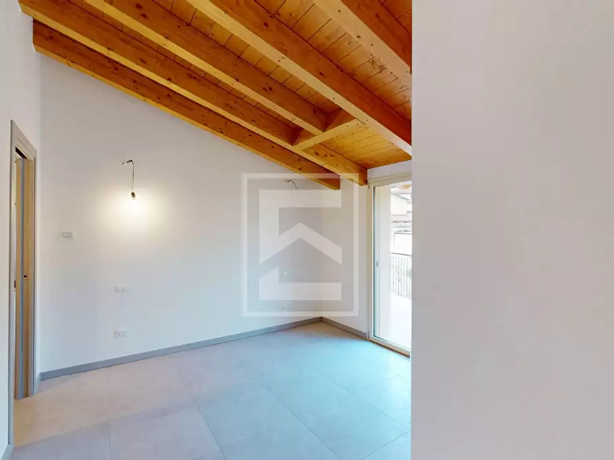 Immagine 15 di Villa in vendita  in Broli a Calcinato