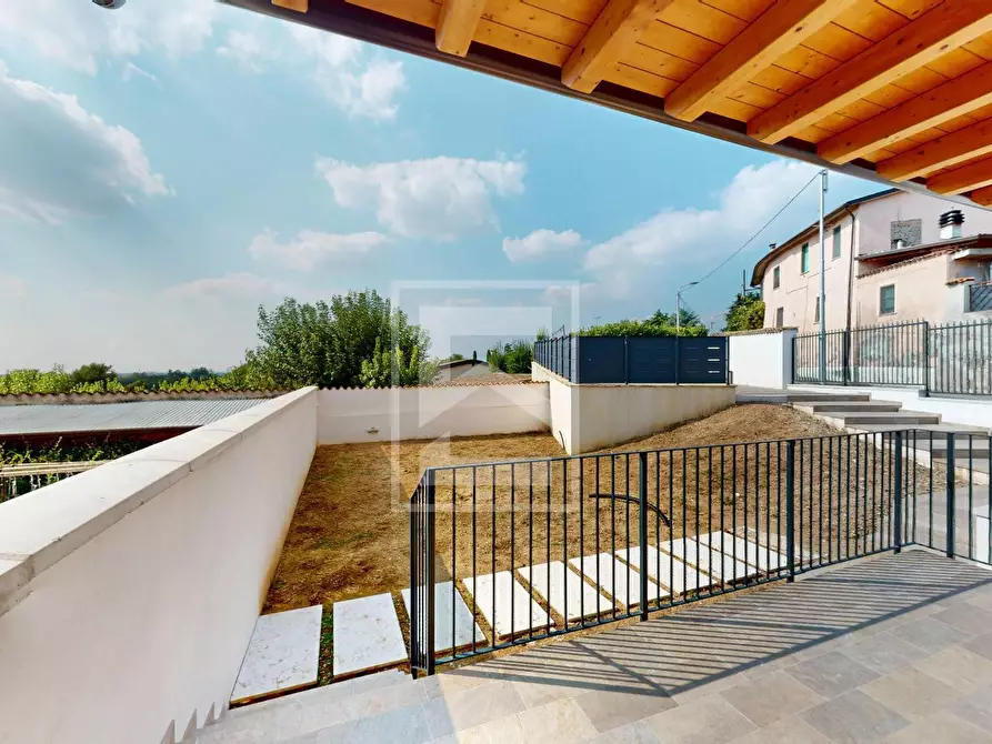 Immagine 8 di Villa in vendita  in Broli a Calcinato