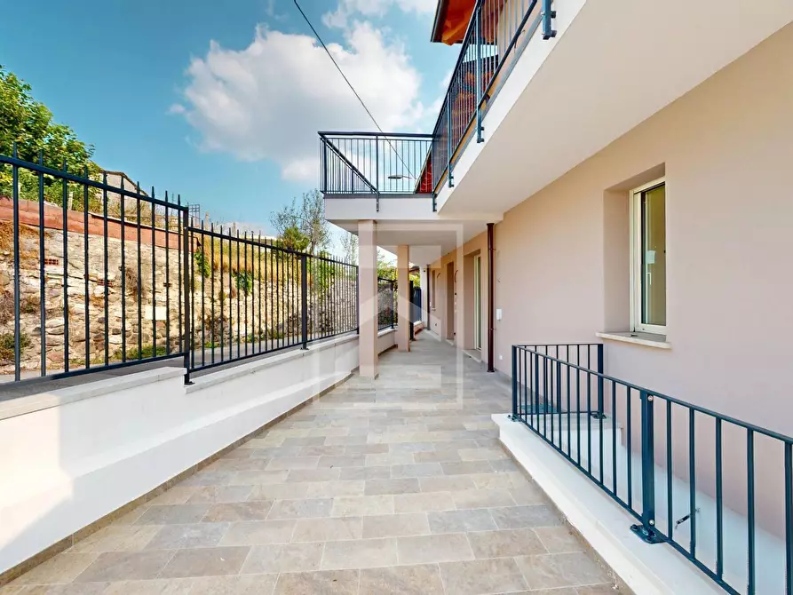 Immagine 3 di Villa in vendita  in Broli a Calcinato