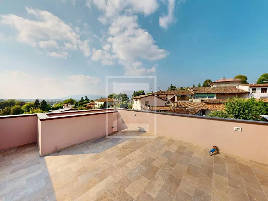 Immagine 39 di Villa in vendita  in Broli a Calcinato