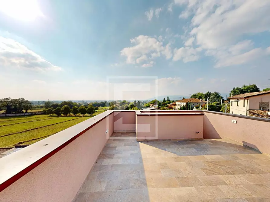 Immagine 38 di Villa in vendita  in Broli a Calcinato