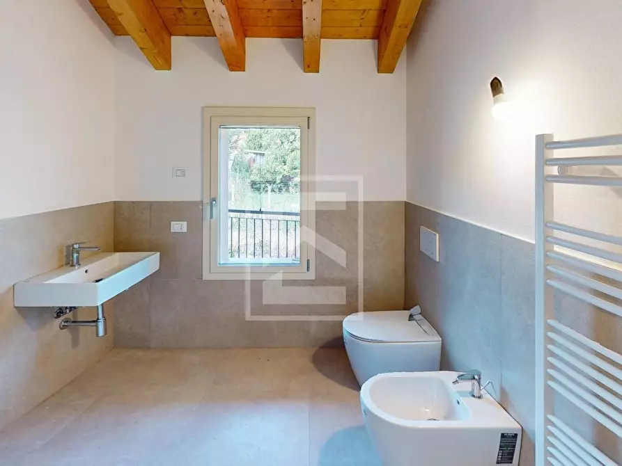 Immagine 17 di Villa in vendita  in Broli a Calcinato