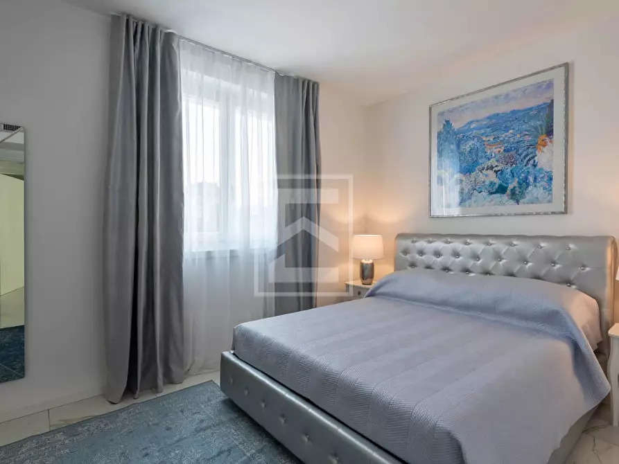 Immagine 21 di Villa in vendita  in Via Vo' a Desenzano Del Garda