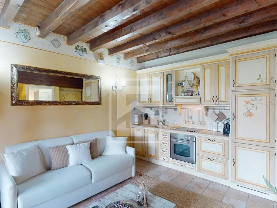 Immagine 5 di Appartamento in vendita  in Località Sermana 1 a Peschiera Del Garda
