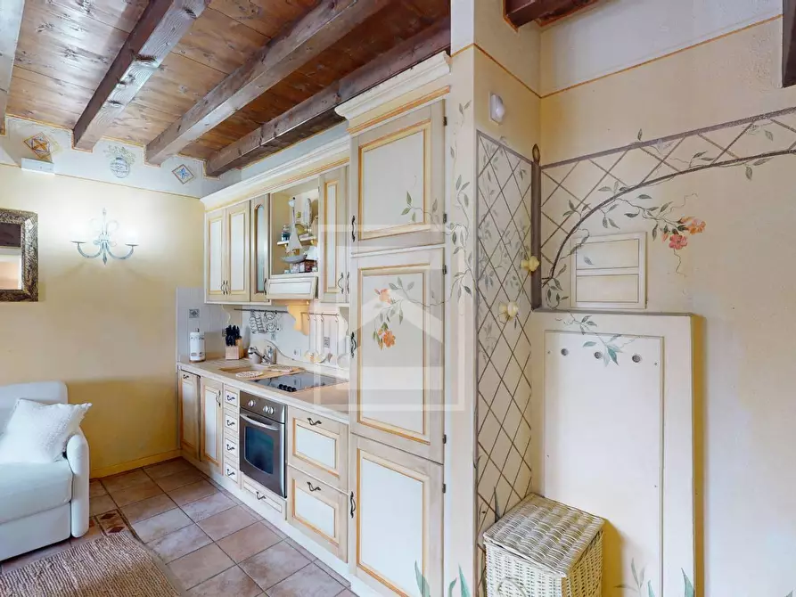 Immagine 7 di Appartamento in vendita  in Località Sermana 1 a Peschiera Del Garda