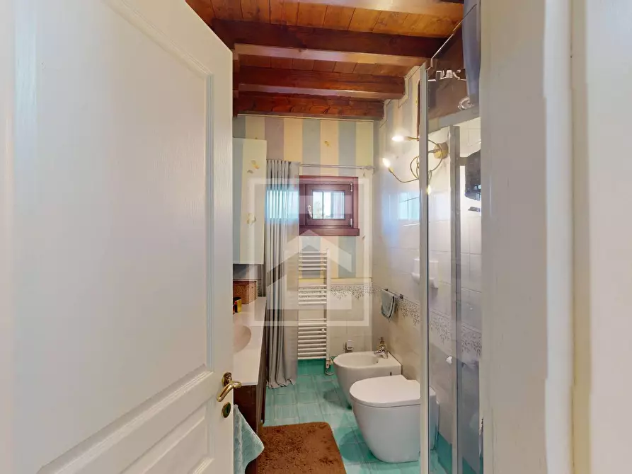 Immagine 27 di Appartamento in vendita  in Località Sermana 1 a Peschiera Del Garda