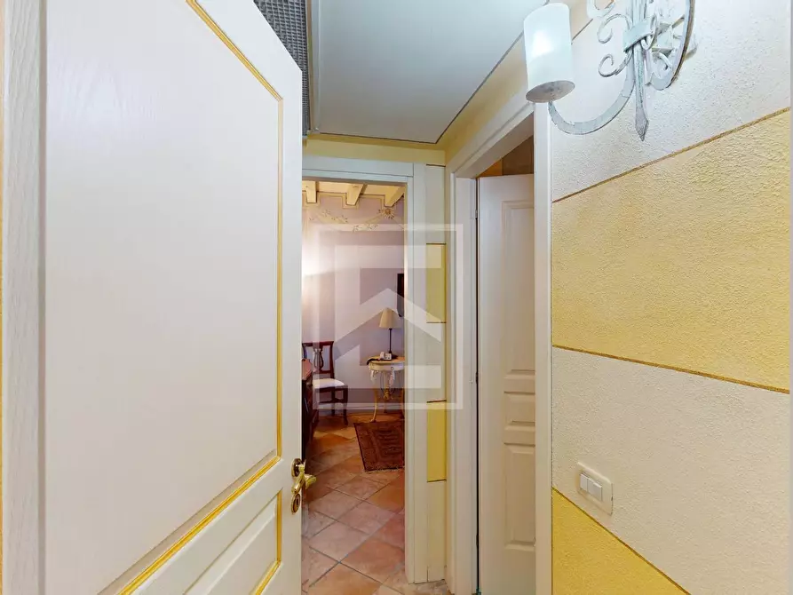 Immagine 18 di Appartamento in vendita  in Località Sermana 1 a Peschiera Del Garda