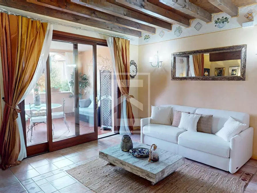 Immagine 3 di Appartamento in vendita  in Località Sermana 1 a Peschiera Del Garda