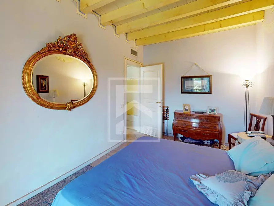 Immagine 25 di Appartamento in vendita  in Località Sermana 1 a Peschiera Del Garda