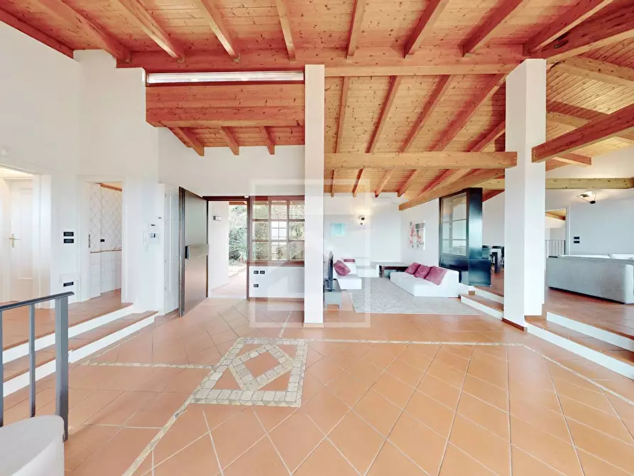 Immagine 6 di Villa in vendita  in Via Monte Rotondo a Soiano Del Lago