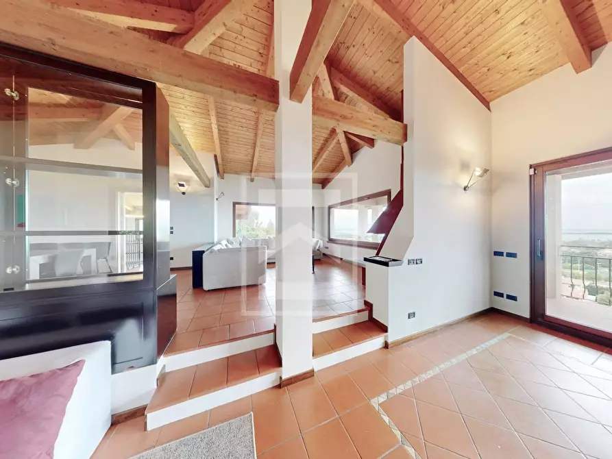 Immagine 10 di Villa in vendita  in Via Monte Rotondo a Soiano Del Lago