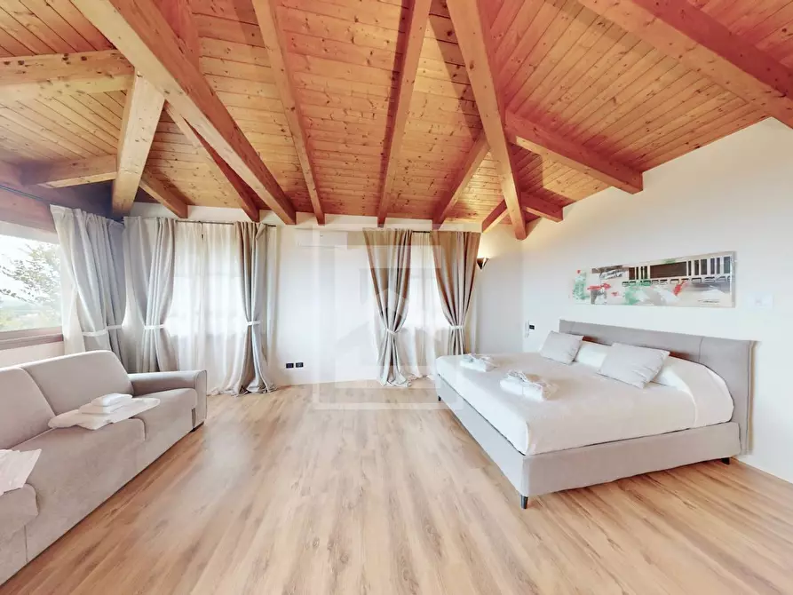 Immagine 25 di Villa in vendita  in Via Monte Rotondo a Soiano Del Lago