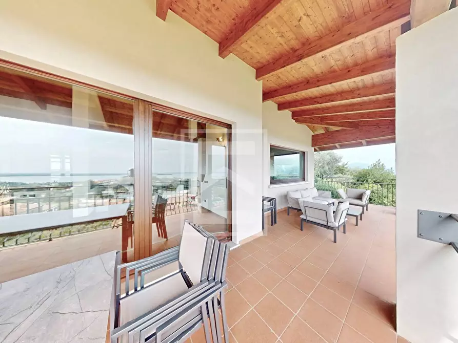 Immagine 5 di Villa in vendita  in Via Monte Rotondo a Soiano Del Lago