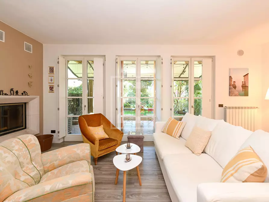 Immagine 9 di Appartamento in vendita  in via dietro castello a San Felice Del Benaco