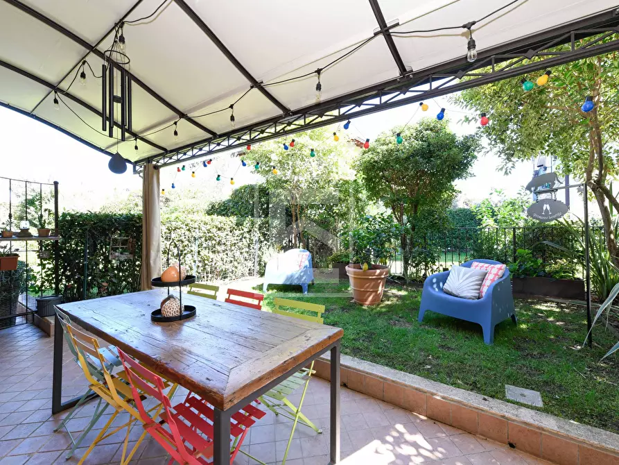 Immagine 14 di Appartamento in vendita  in via dietro castello a San Felice Del Benaco