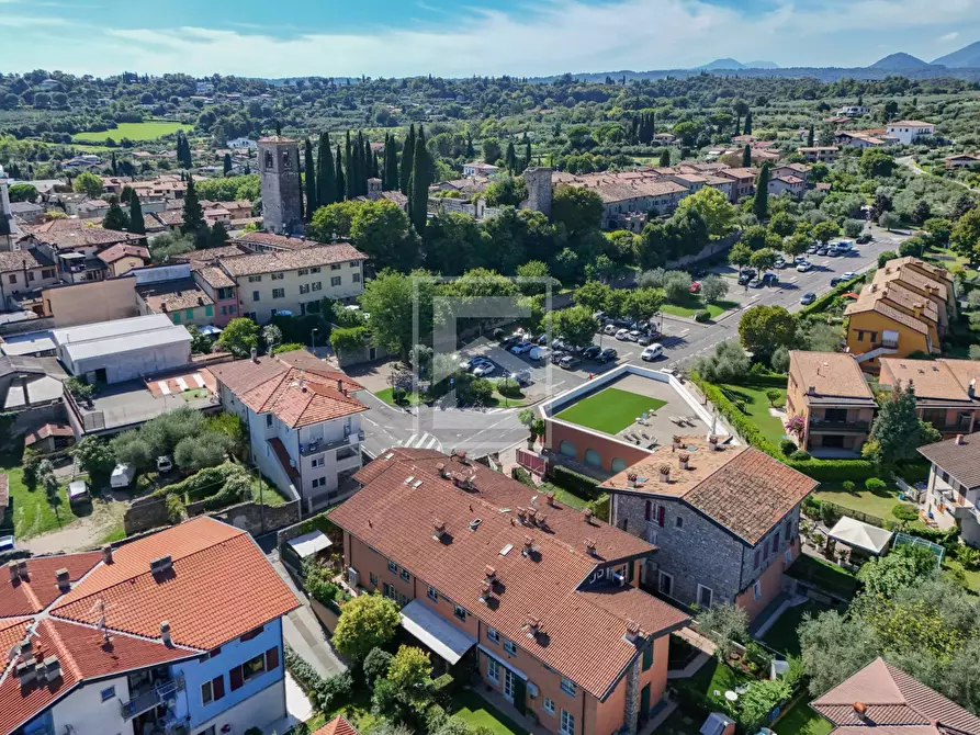 Immagine 44 di Appartamento in vendita  in via dietro castello a San Felice Del Benaco