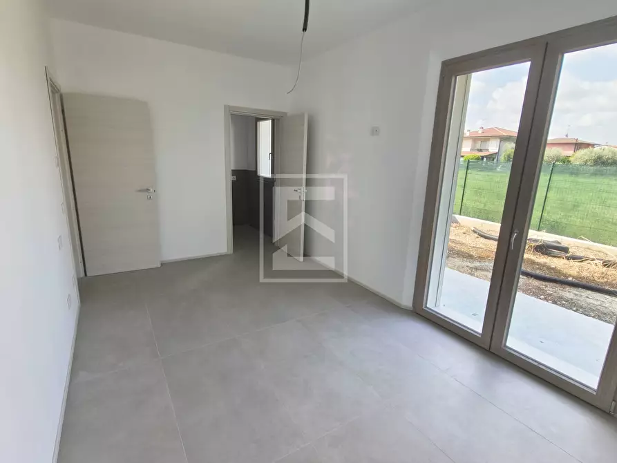 Immagine 29 di Casa semindipendente in vendita  in via Ungaretti sn a Puegnago Sul Garda