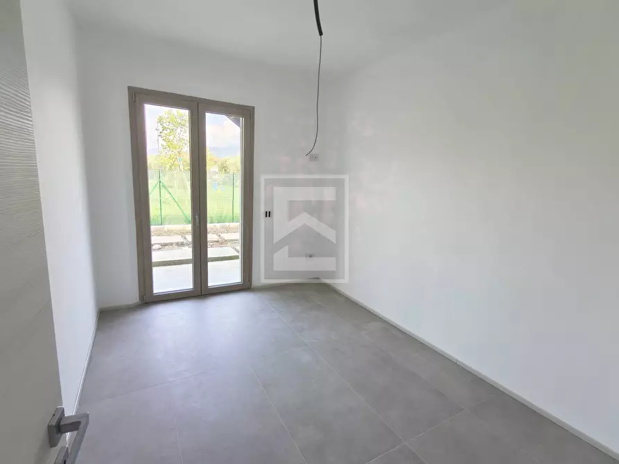 Immagine 27 di Casa semindipendente in vendita  in via Ungaretti sn a Puegnago Sul Garda